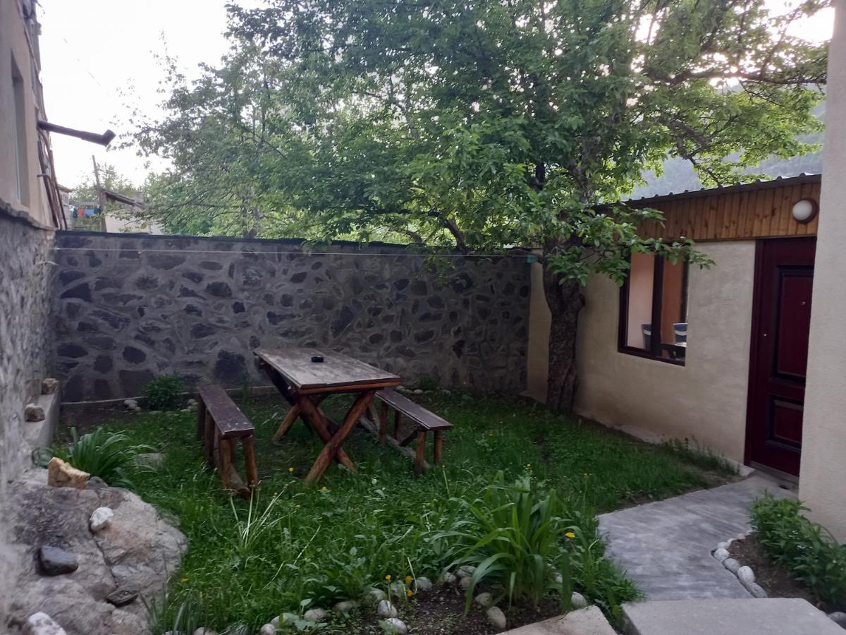 Spardishi Tower Mestia Exterior photo